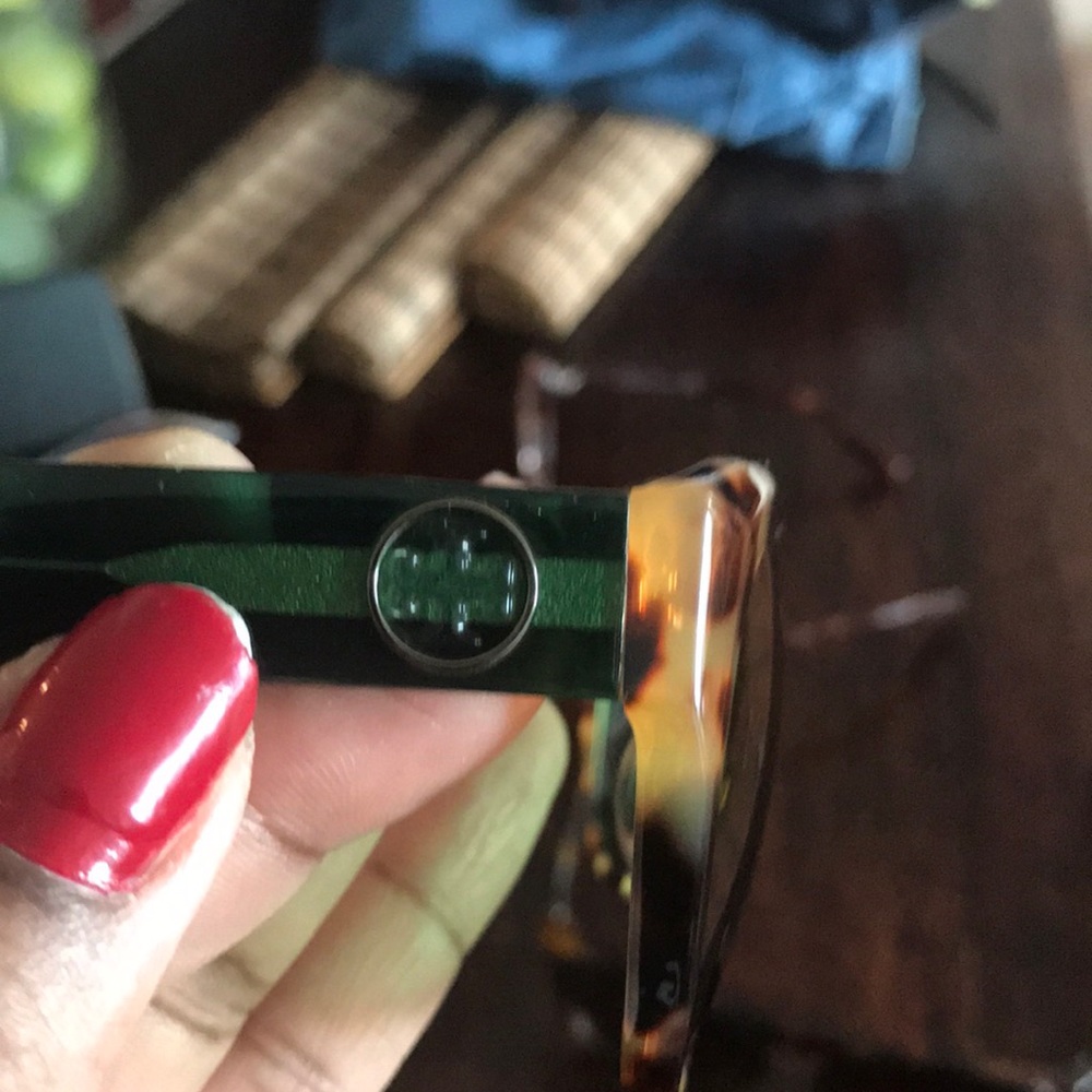 100% Tory Burch